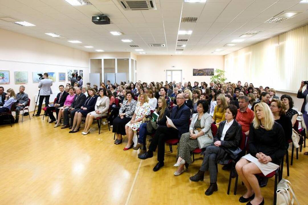 Piešinių konkurso nugalėtojai keliaus į Europos Parlamentą