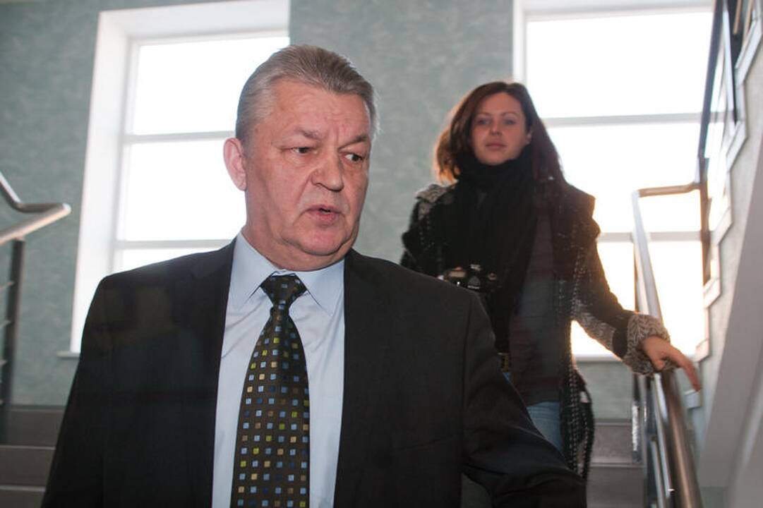 Buvęs Lietuvos banko departamento vadovas bylinėjasi dėl atleidimo