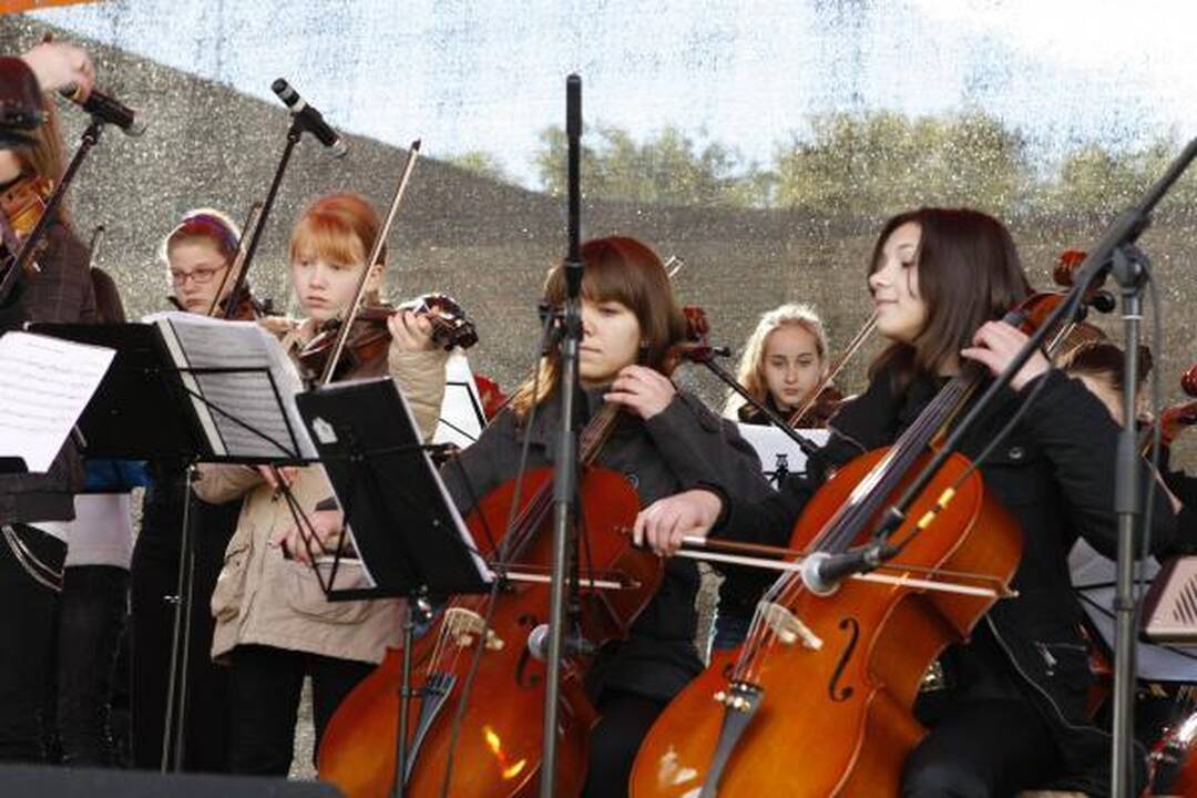 "Klaipėdos" jubiliejų miestiečiai šventė "Saulėto rudens" šventėje 