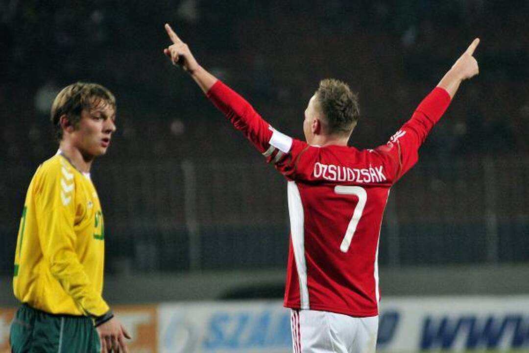 Lietuvos futbolininkai pralaimėjo vengrams (papildyta)
