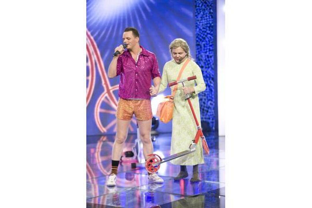 „Žvaigždžių duetuose“ Sasha Song paseno šimtu metų 