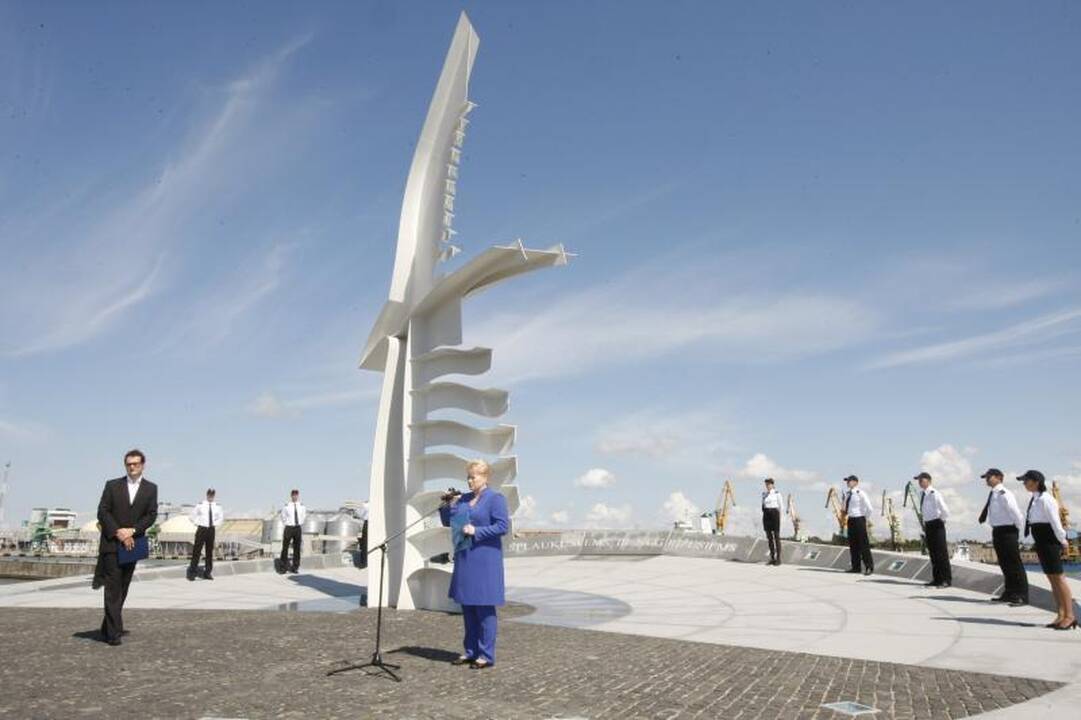 Prezidentė D.Grybauskaitė dėkojo Klaipėdos jūrininkams