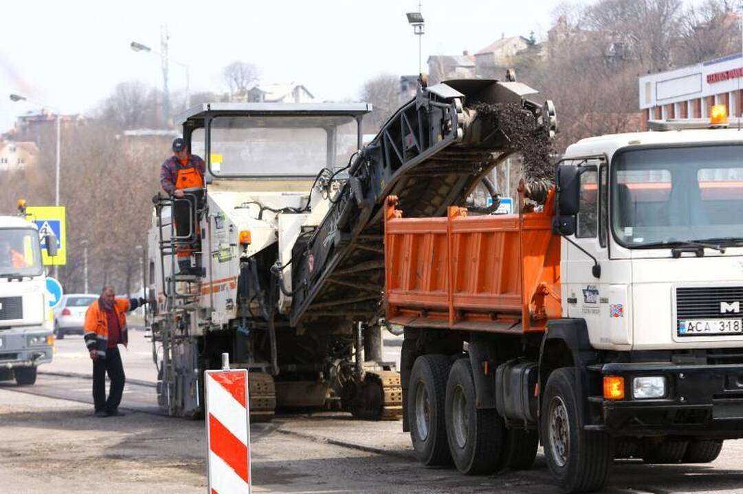 Kauno duobėms lopyti – papildomi milijonai