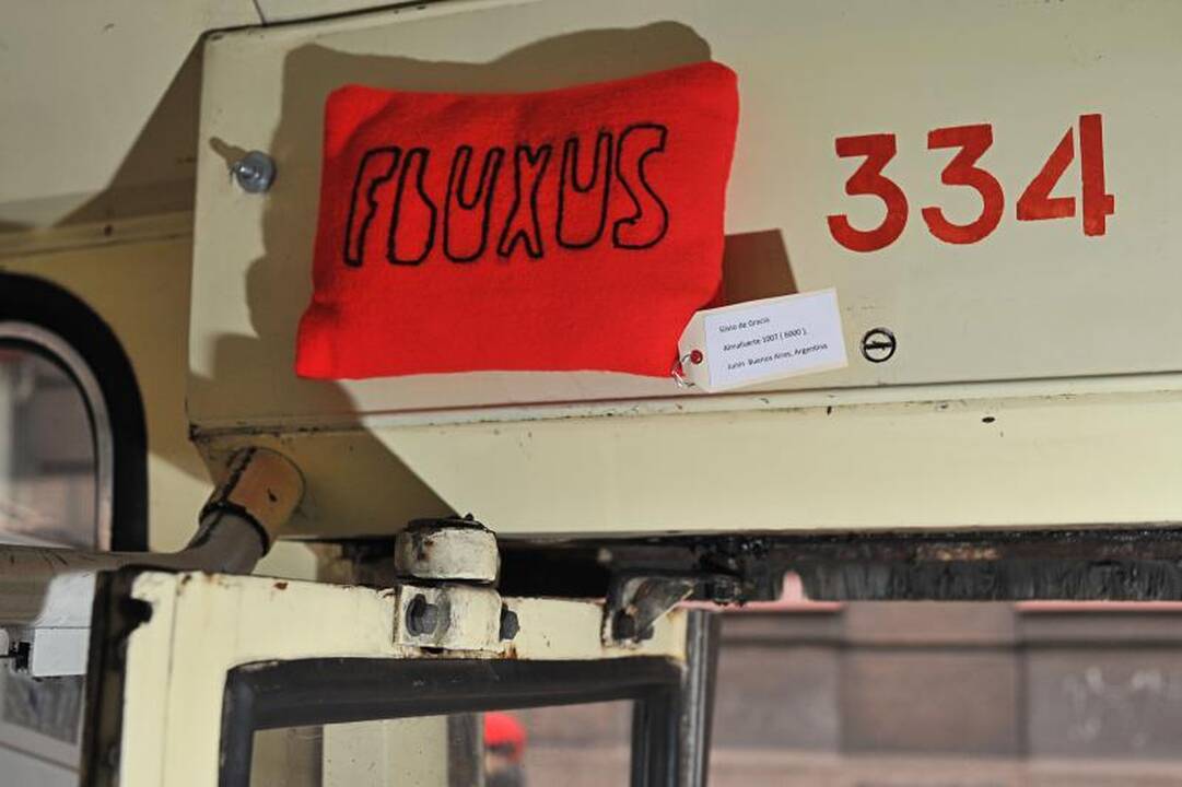 Į Kauno gatves išriedėjo „Fluxus“ troleibusas