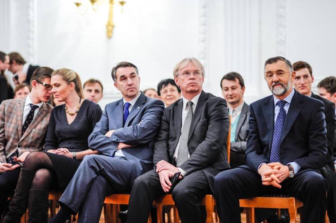 Politikai ir verslininkai Kauno jaunimui dalijo patarimus