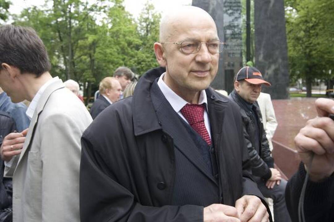 Mitinge prie Vyriausybės - 300 žmonių