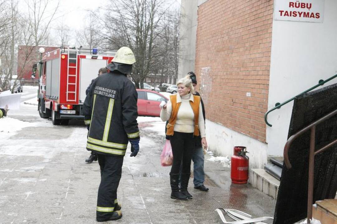 Klaipėdoje prekybos centre kilo gaisras 
