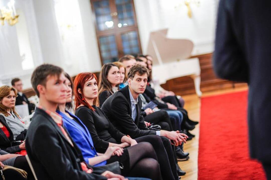 Politikai ir verslininkai Kauno jaunimui dalijo patarimus