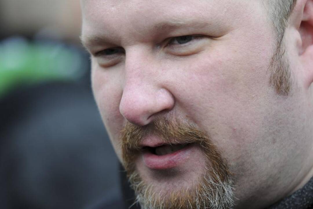 Kovo 11-osios eitynėse - ir kaukolės, ir provokacijos