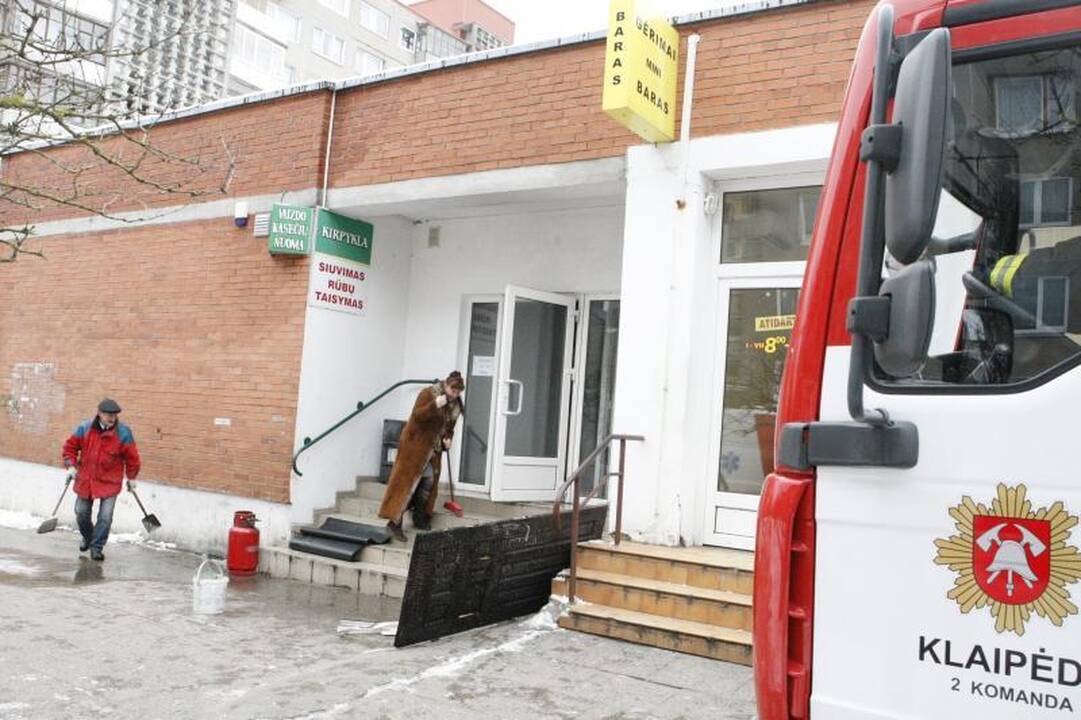Klaipėdoje prekybos centre kilo gaisras 