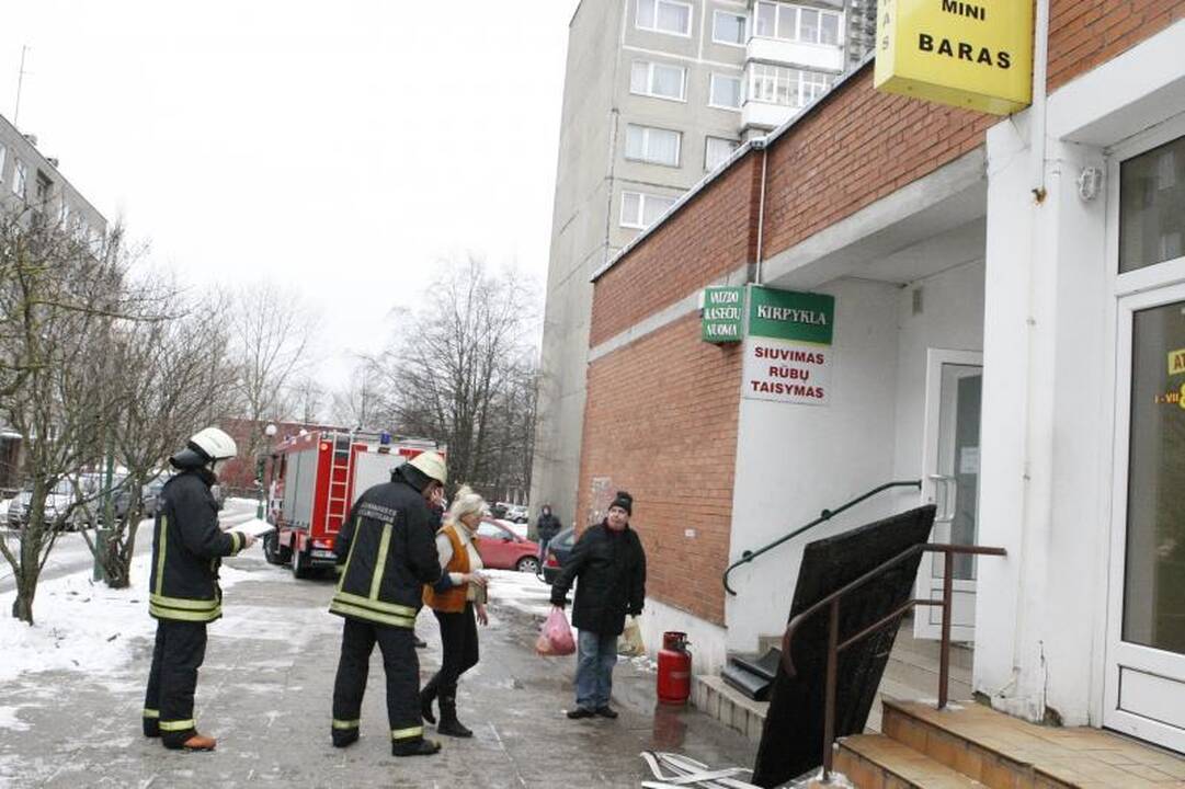 Klaipėdoje prekybos centre kilo gaisras 