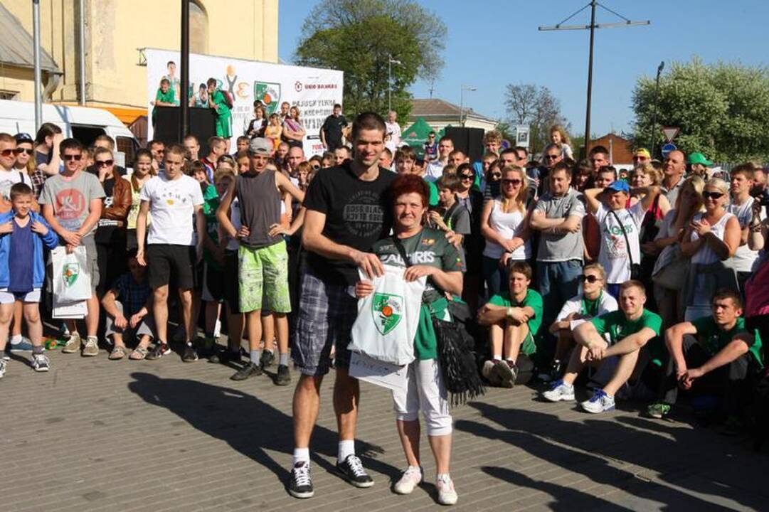 Kaune startavo „Žalgirio“ gatvės krepšinio turnyras