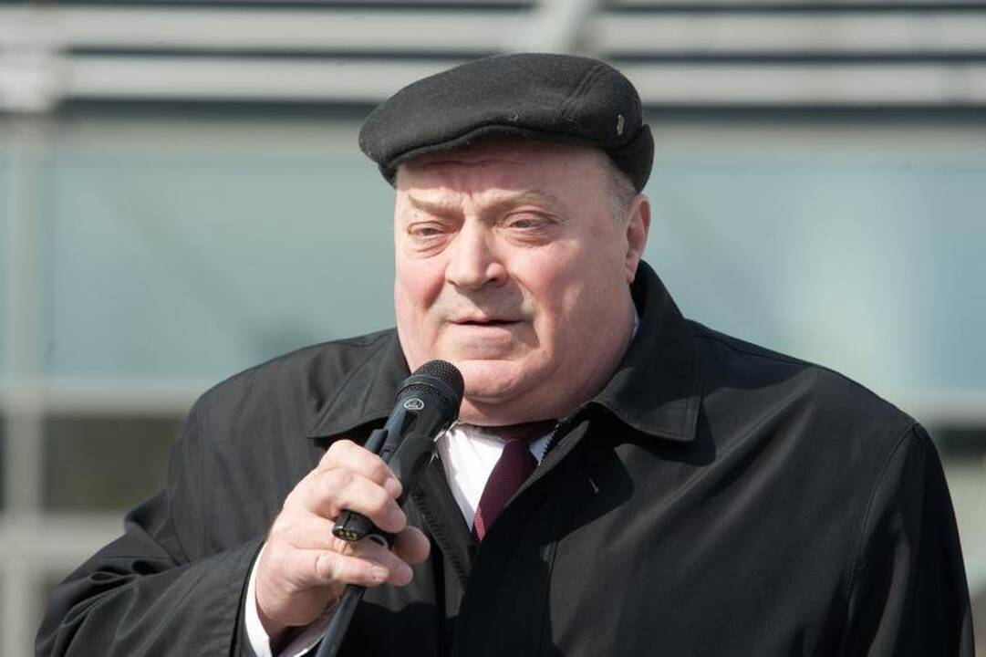 Nuo liepos sostinėje nebeliks „mikriukų“?