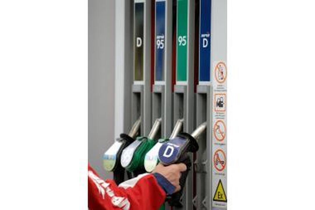 Didins konkurenciją degalų rinkoje