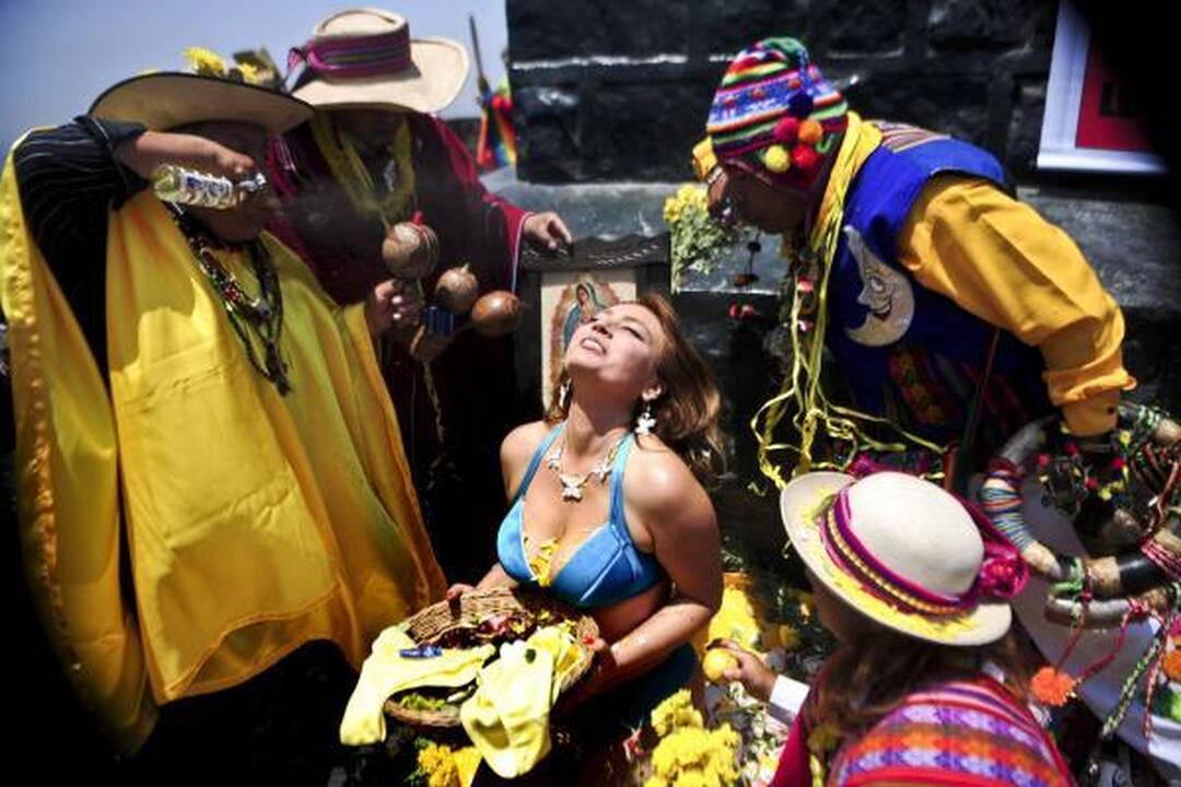 Peru šamanai susirinko pranašauti ateities 2011 metams