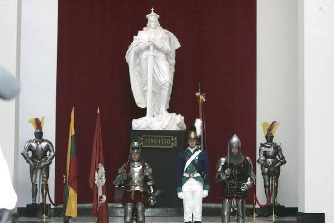 Karo muziejus D.Grybauskaitei – patriotizmo užtaisas