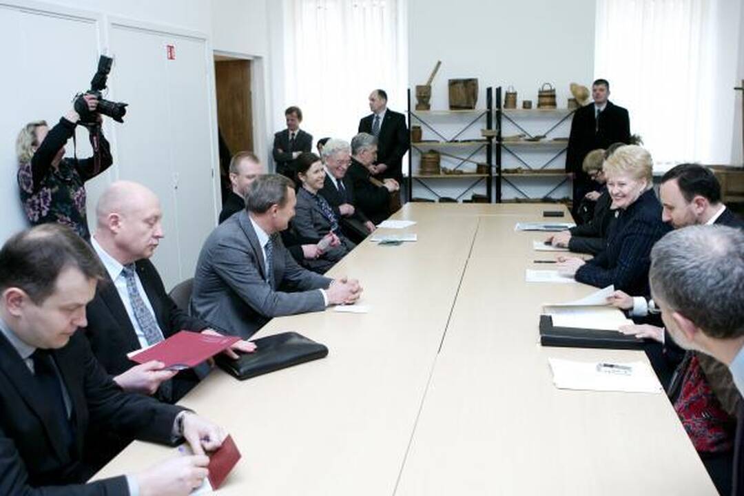 Prezidentė: po eitynių kilusios diskusijos rodo susirūpinimą dėl "agresyvaus nacionalizmo"