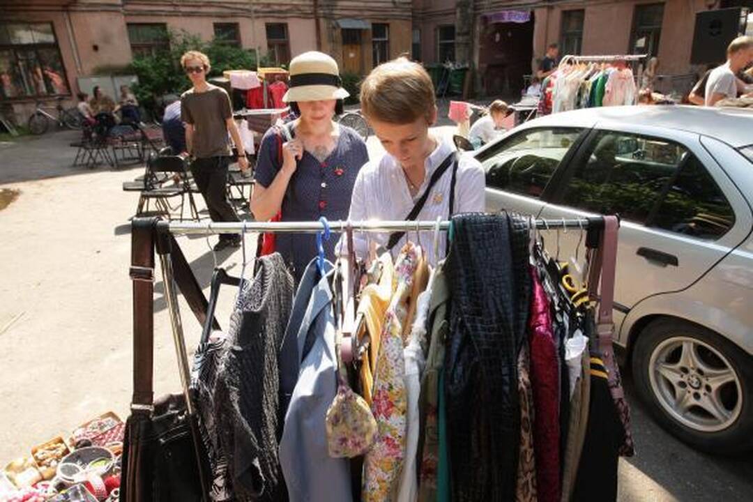 Iš namų – ant prekystalio savo kieme