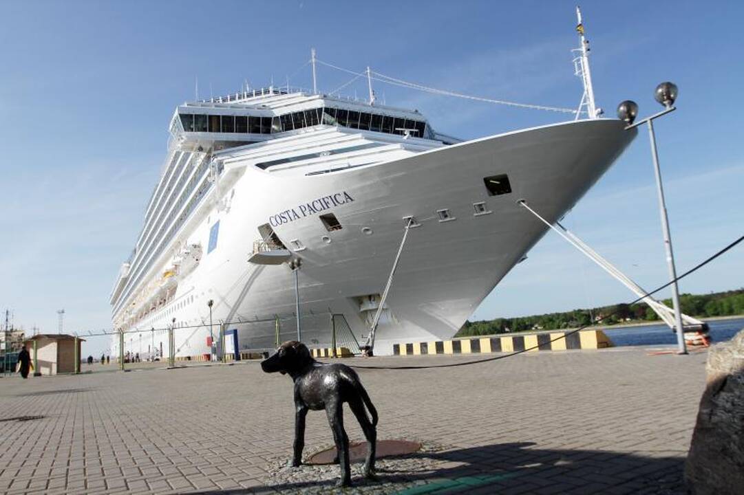 Klaipėdoje - milžiniškas kruizinis laivas "Costa Pacifica"