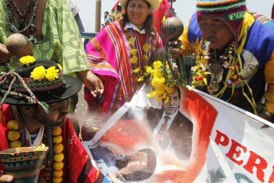 Peru šamanai susirinko pranašauti ateities 2011 metams