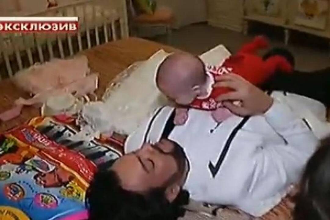 Filipo Kirkorovo dukters krikšto tėvu tapo garsus žurnalistas