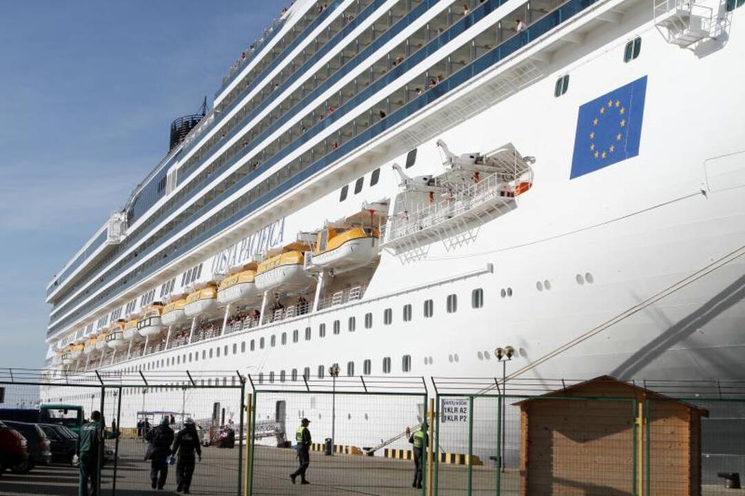 Klaipėdoje - milžiniškas kruizinis laivas "Costa Pacifica"