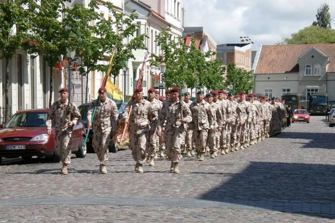 Klaipėdoje sutikti iš Afganistano grįžę kariai