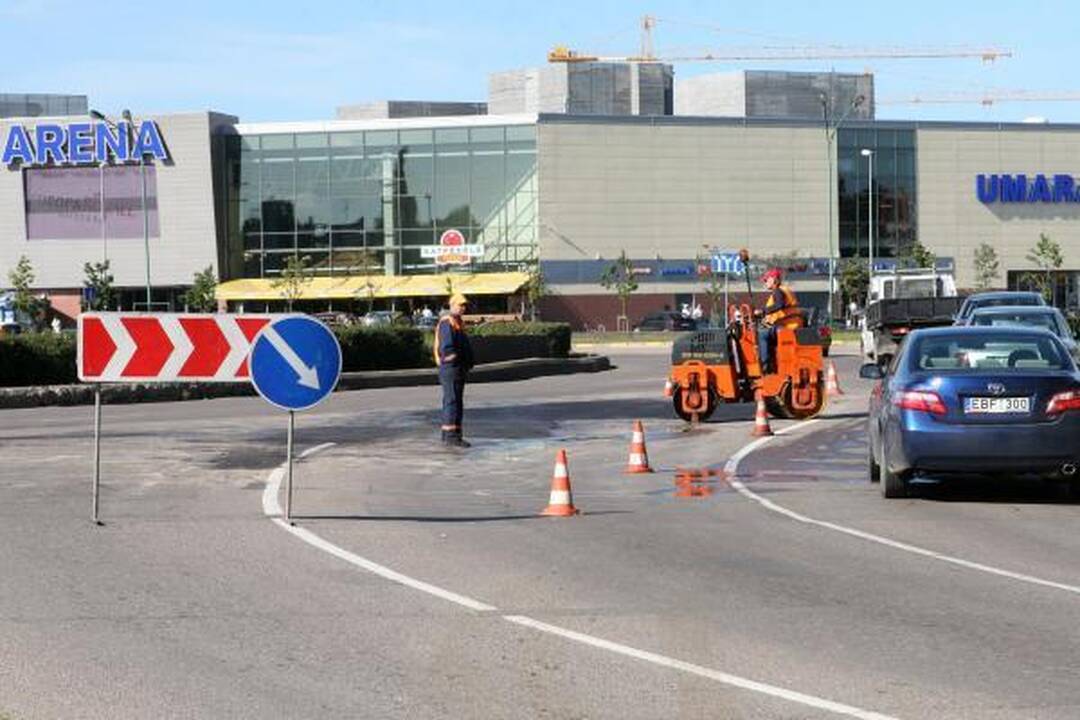 Duobėtas Baltijos ir Taikos pr. žiedas erzino vairuotojus
