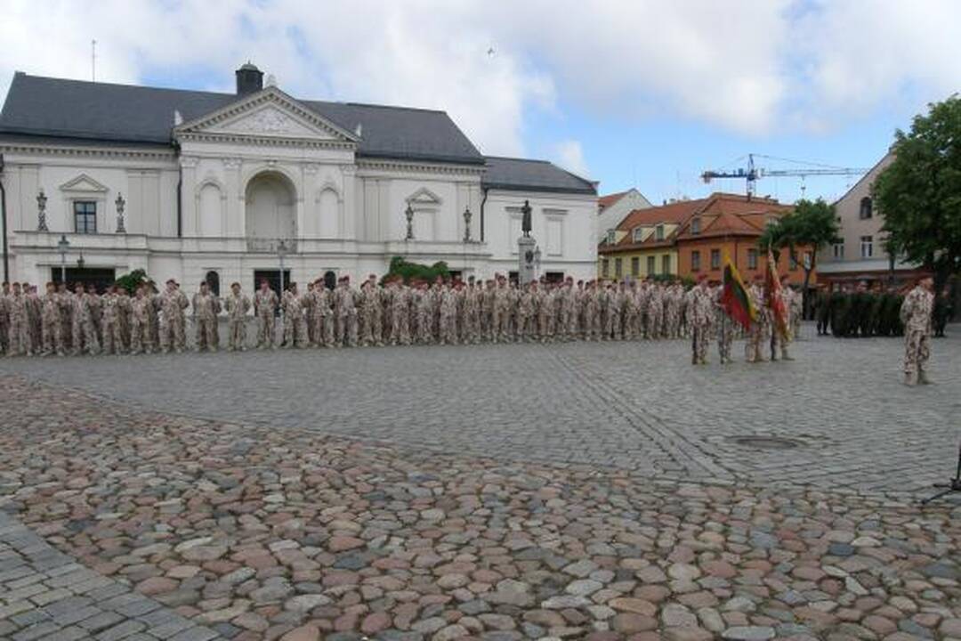 Klaipėdoje sutikti iš Afganistano grįžę kariai