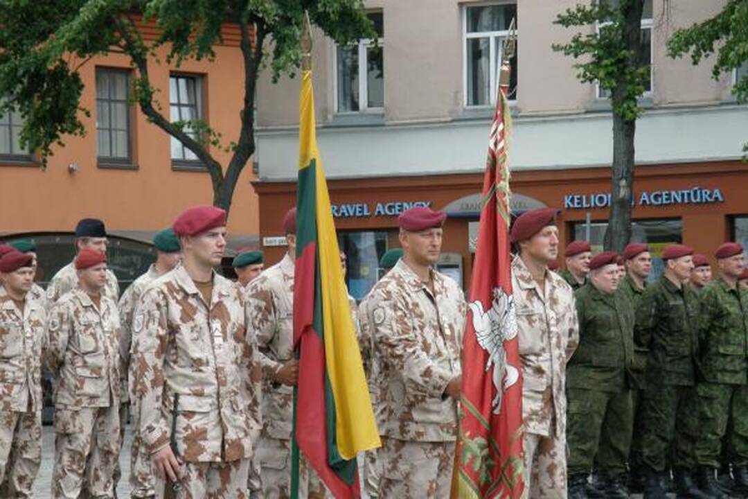 Klaipėdoje sutikti iš Afganistano grįžę kariai