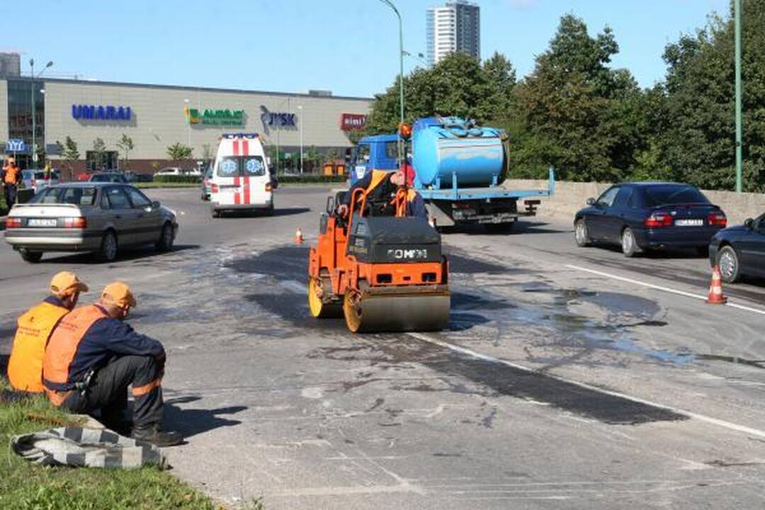 Duobėtas Baltijos ir Taikos pr. žiedas erzino vairuotojus