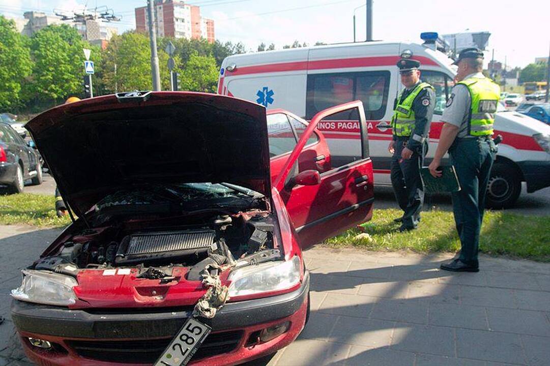Sankryžoje prie Spaudos rūmų – vėl avarija