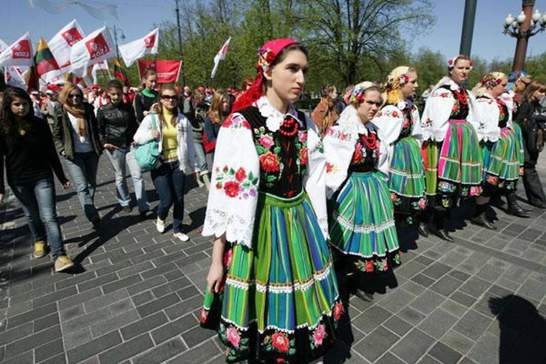 Profsąjungų eitynėse – politikų kalbos, sveikinimai ir skundai (papildyta) 