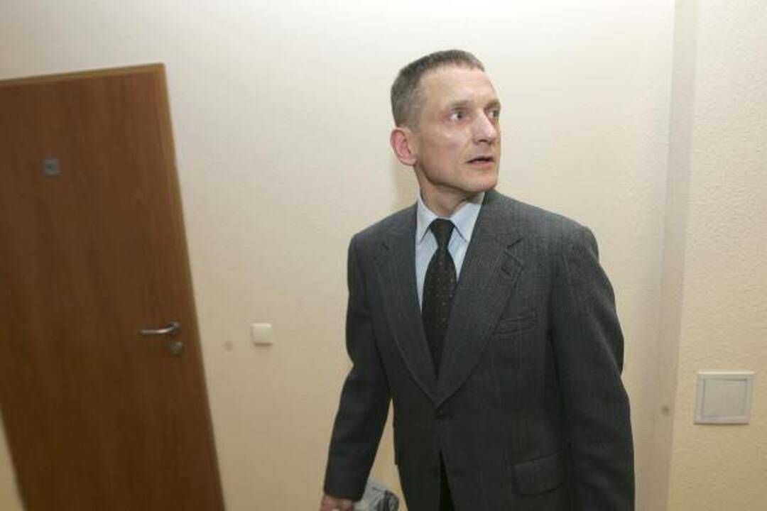 Kauno politikai savo sukaktį minėjo purvo voniose