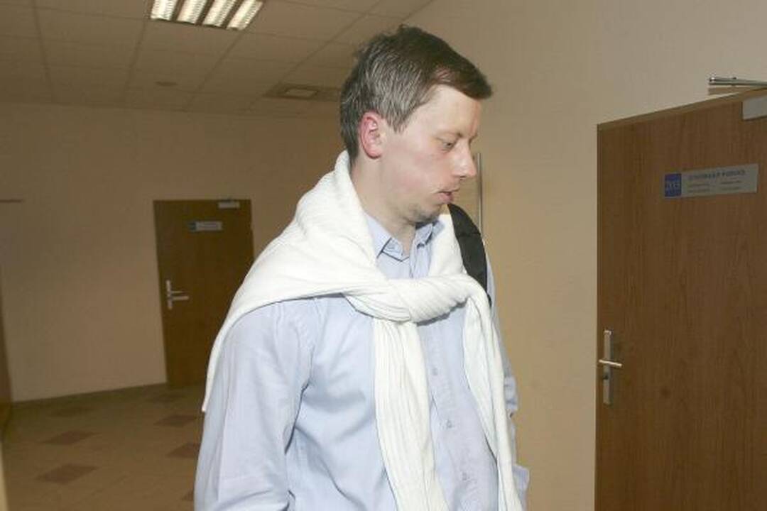 Kauno politikai savo sukaktį minėjo purvo voniose