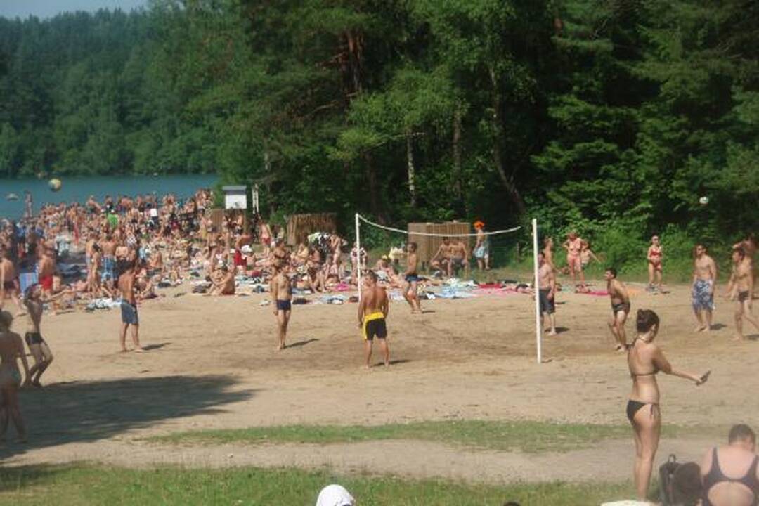 Dėl karščių visi vilniečių keliai veda prie vandens 
