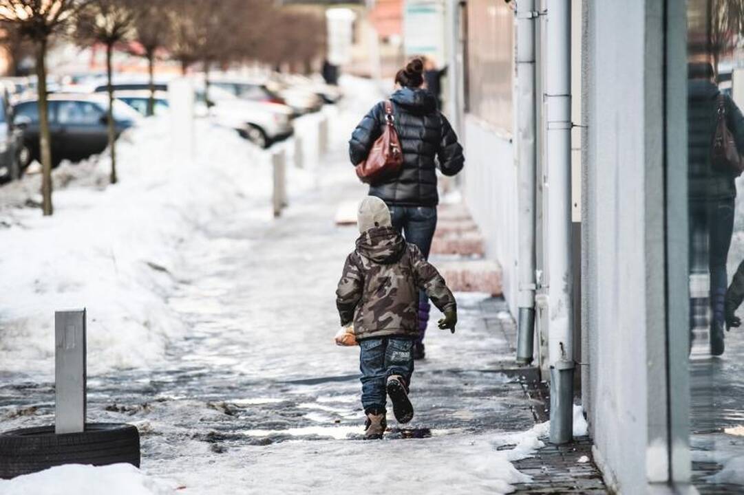 Per šventes ligonines užplūdo slidžių šaligatvių aukos