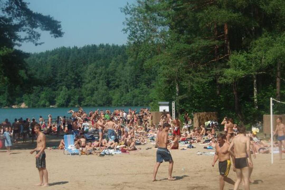 Dėl karščių visi vilniečių keliai veda prie vandens 