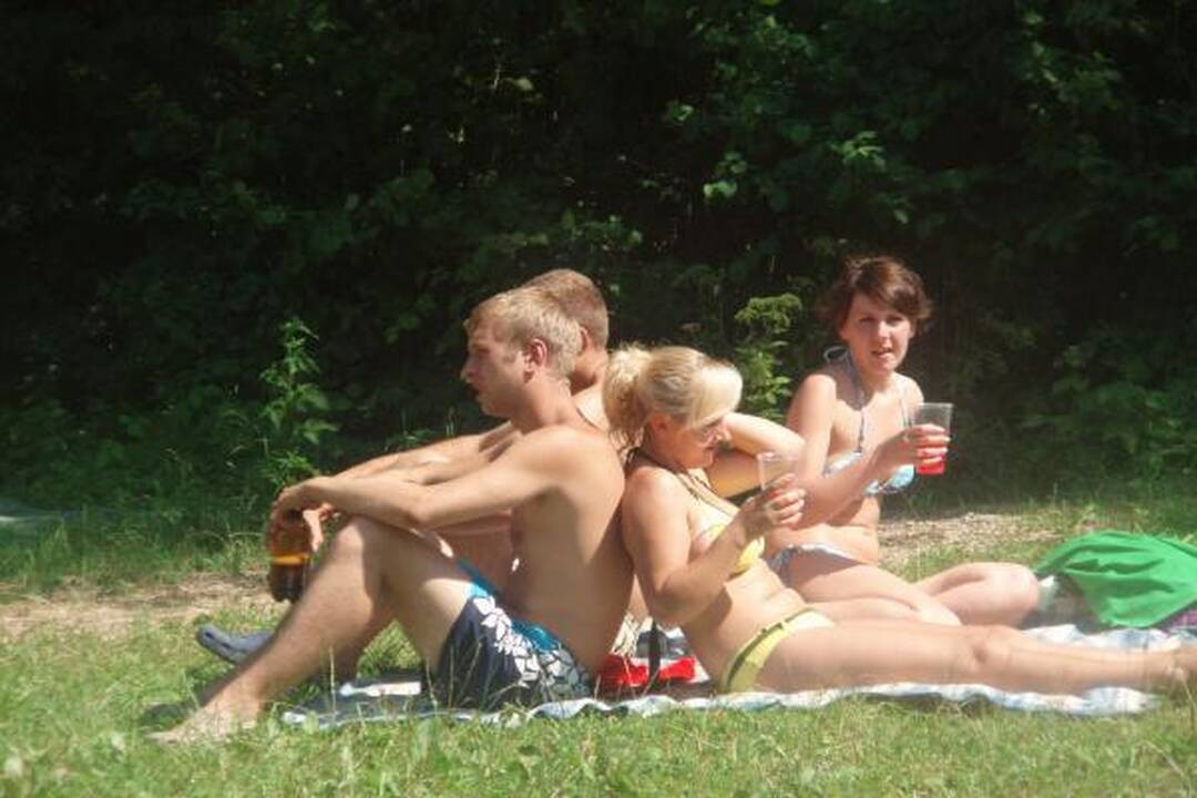 Dėl karščių visi vilniečių keliai veda prie vandens 
