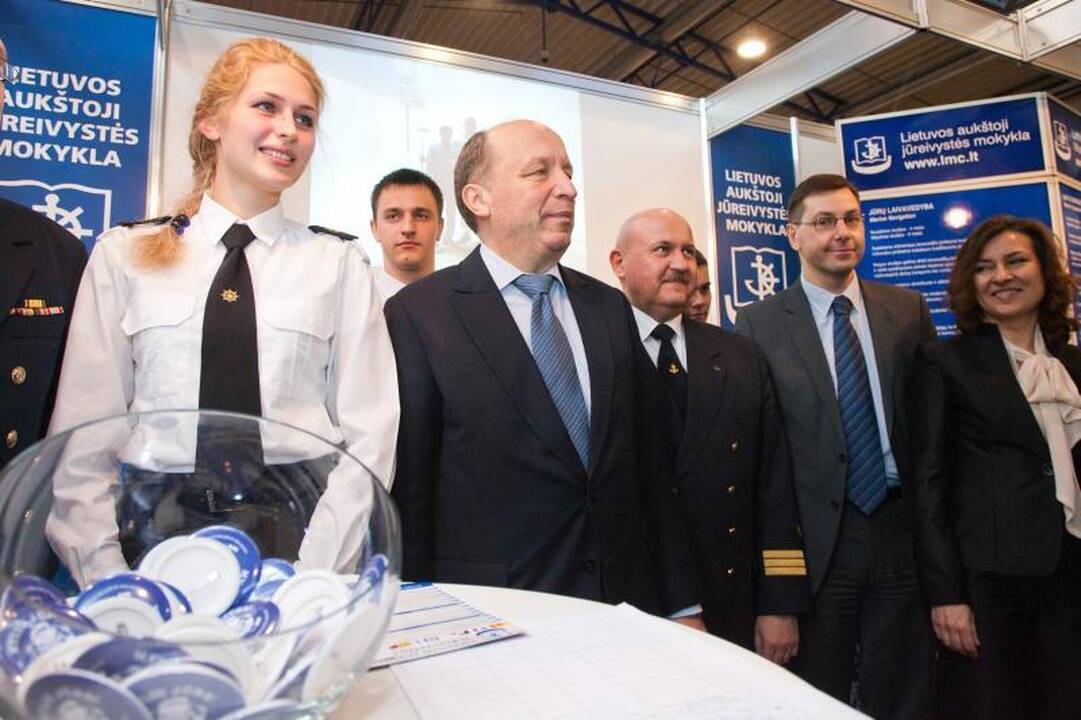Vilniuje atidaryta paroda „Mokymasis. Studijos. Karjera 2012“