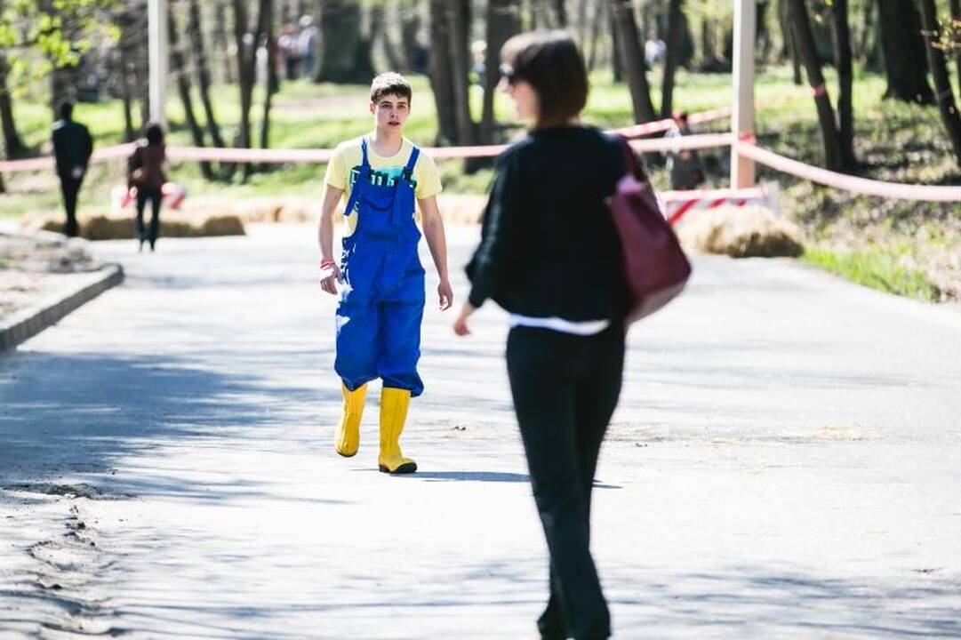 Studentų festivalis startavo riedžių lenktynėmis