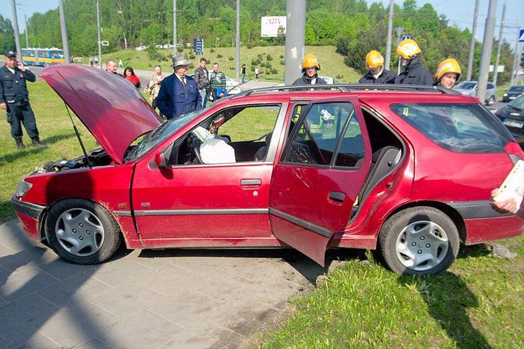 Sankryžoje prie Spaudos rūmų – vėl avarija