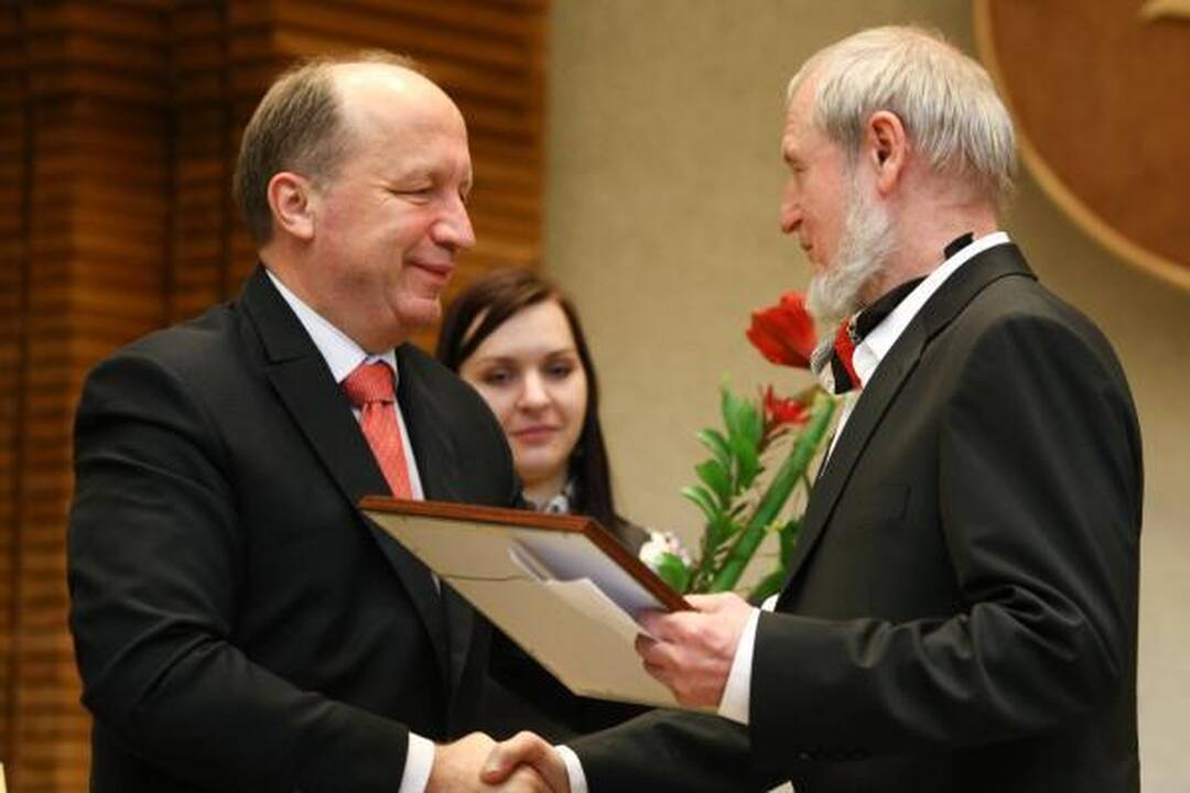 Menininkams įteiktos Vyriausybės premijos