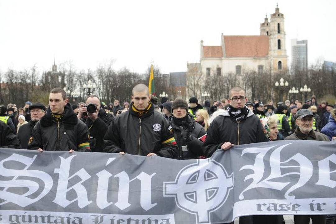 Kovo 11-osios eitynėse - ir kaukolės, ir provokacijos
