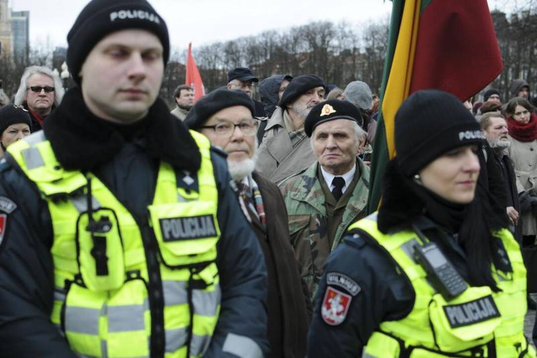 Kovo 11-osios eitynėse - ir kaukolės, ir provokacijos