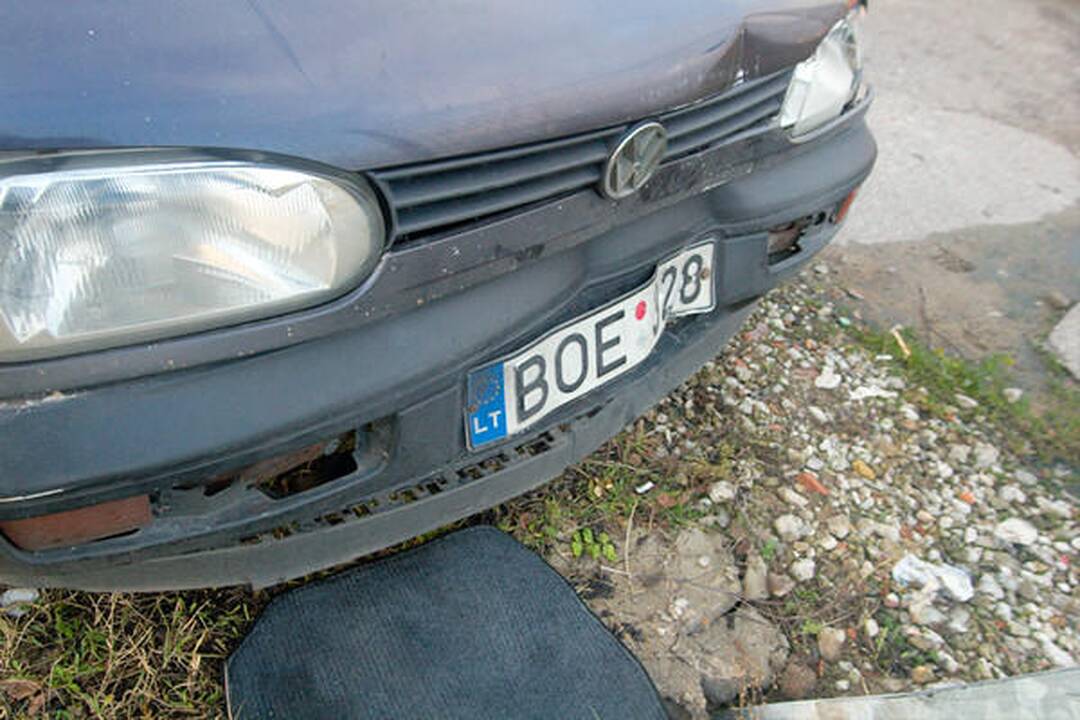 Vilniuje siautėjo girtas golfo vairuotojas