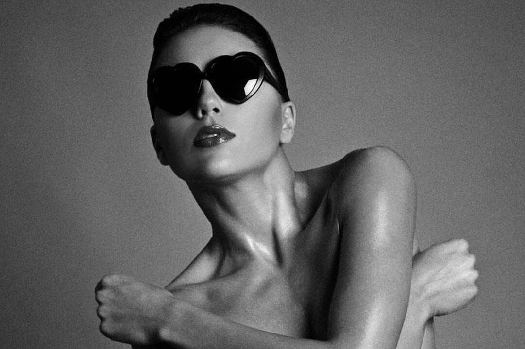 Julija iš „Pinup Girls“: apsinuoginau vardan meno