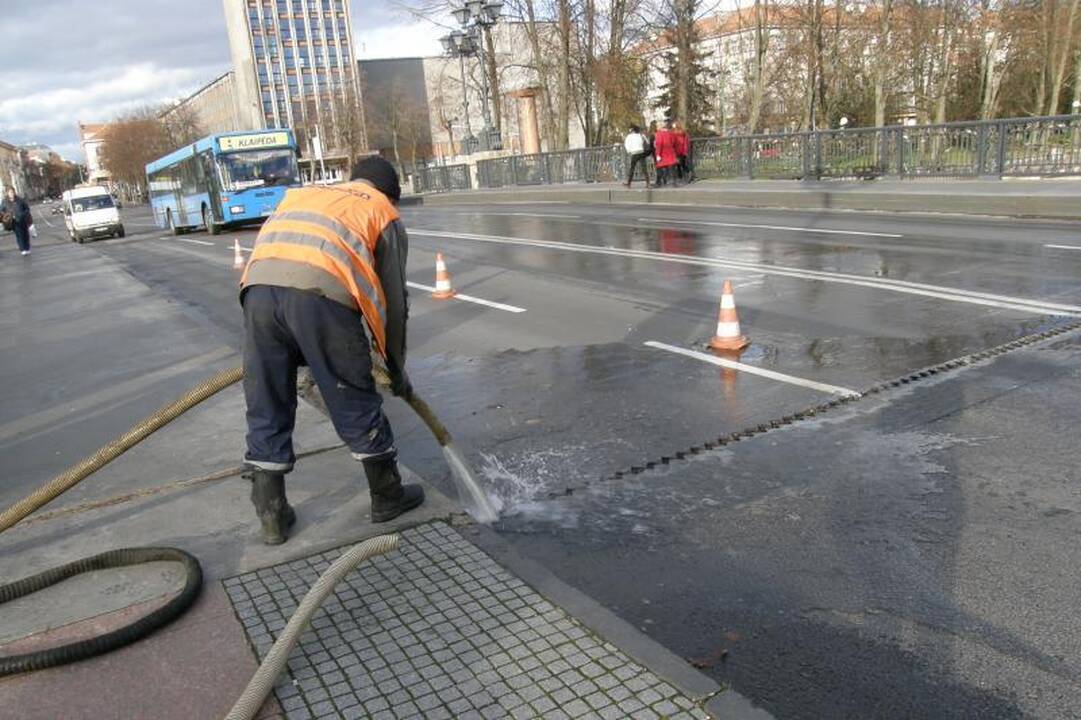 Klaipėdos Biržos tiltas ruošiamas pakėlimui