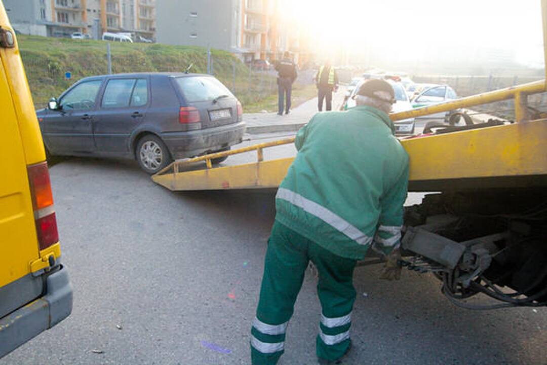 Vilniuje siautėjo girtas golfo vairuotojas