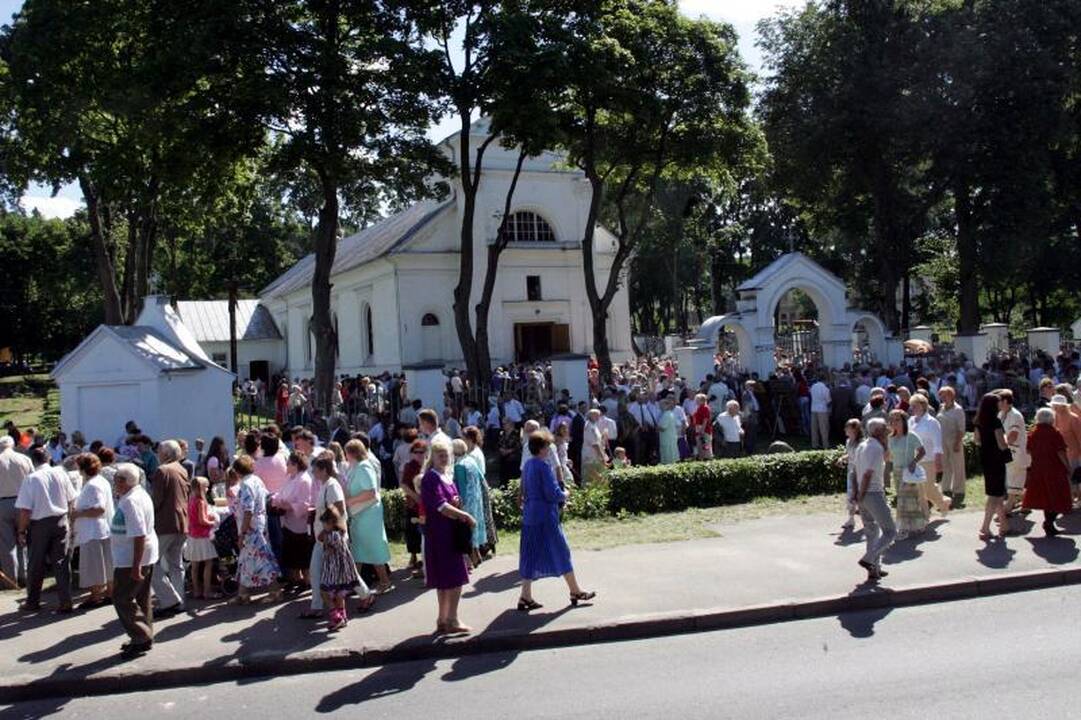 Panemunės šventėje – sveikuolių pirtis, sriuba ir dainos